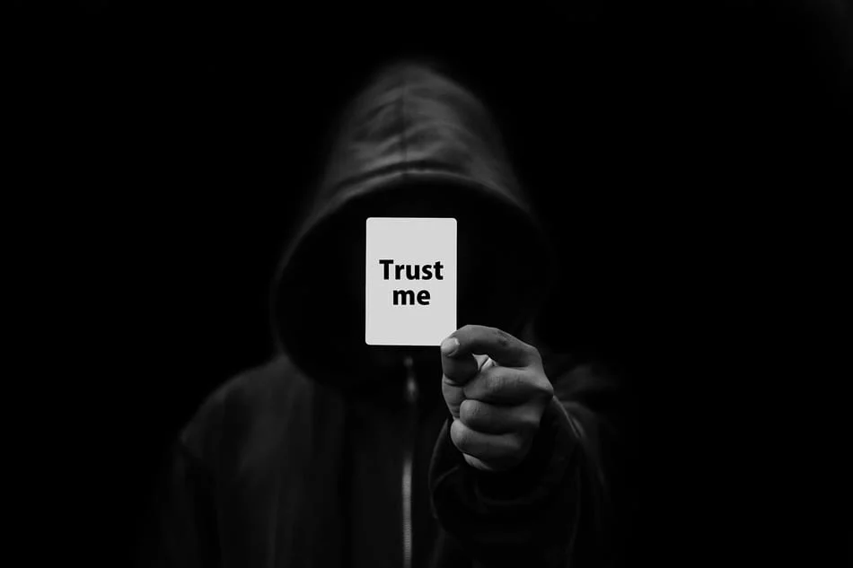 broker recruiter stole information